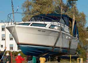 haulout - Copyright 2001 E. Parker